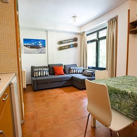 Holidays, Estudio Jara, Gorbea 2 Pax